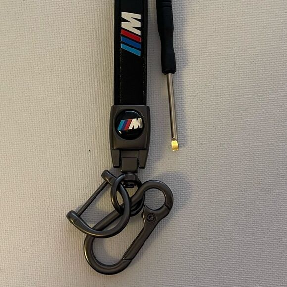 BMW Motorsports logo Key Fob Keychain in Black Leather NWT - Picture 3 of 5